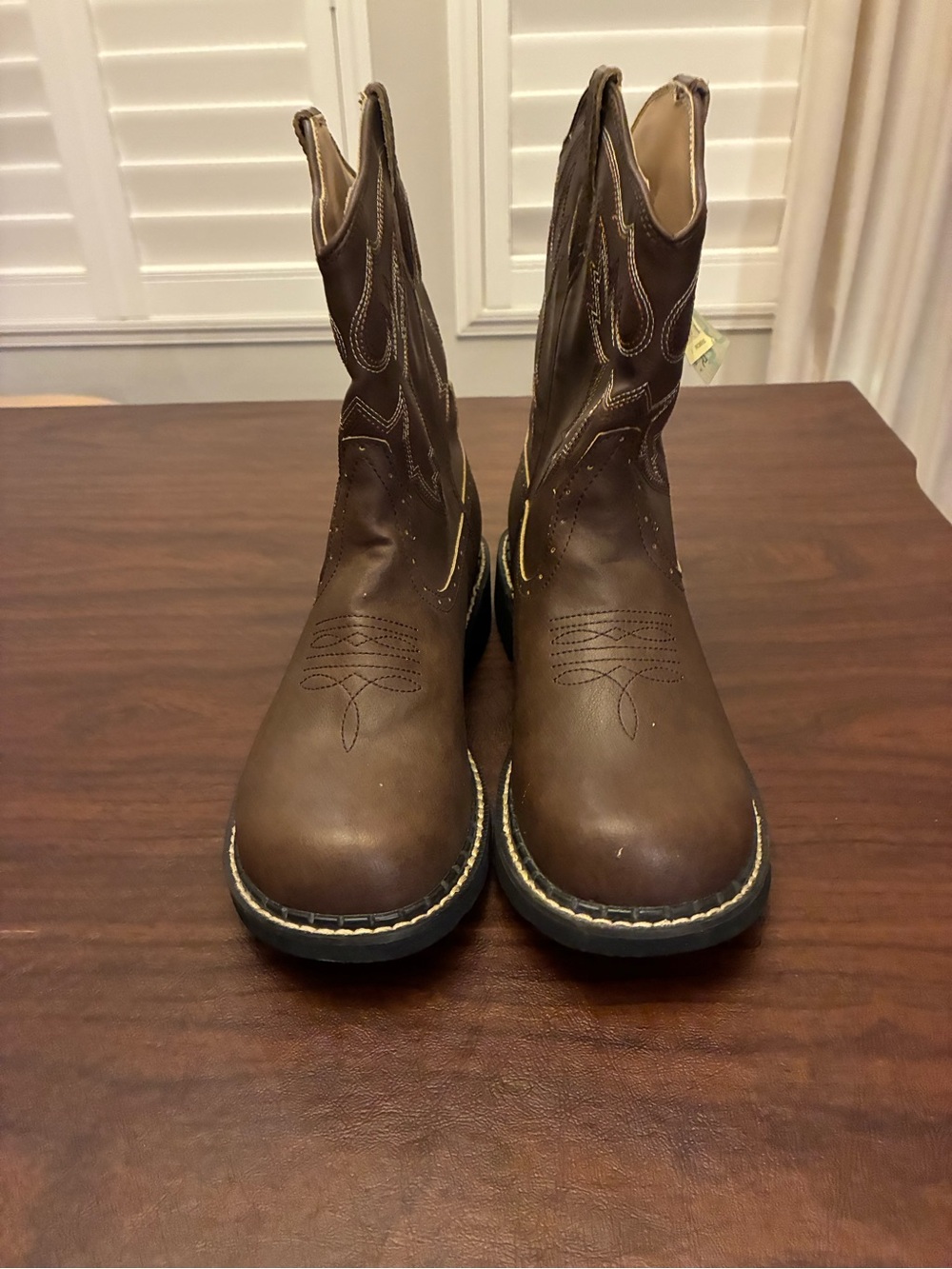 NWT Roper Brown Western Work Boots with Stitch Detailing Women’s Sz 9